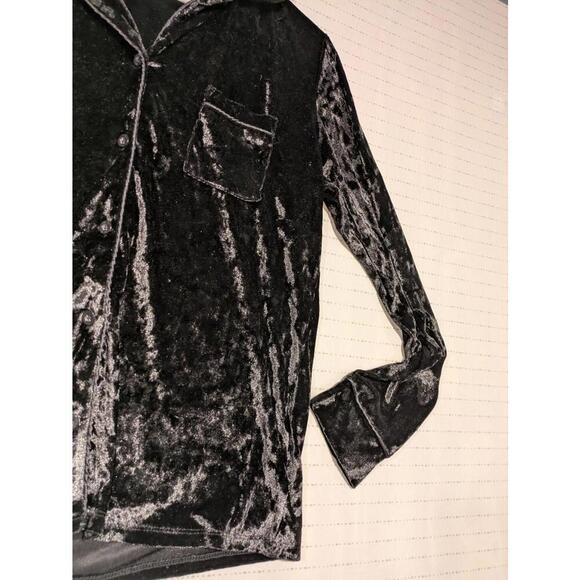 Nicole Miller Pajamas Set Black Debossed Leopard Spots Small Top Pants - Picture 6 of 15